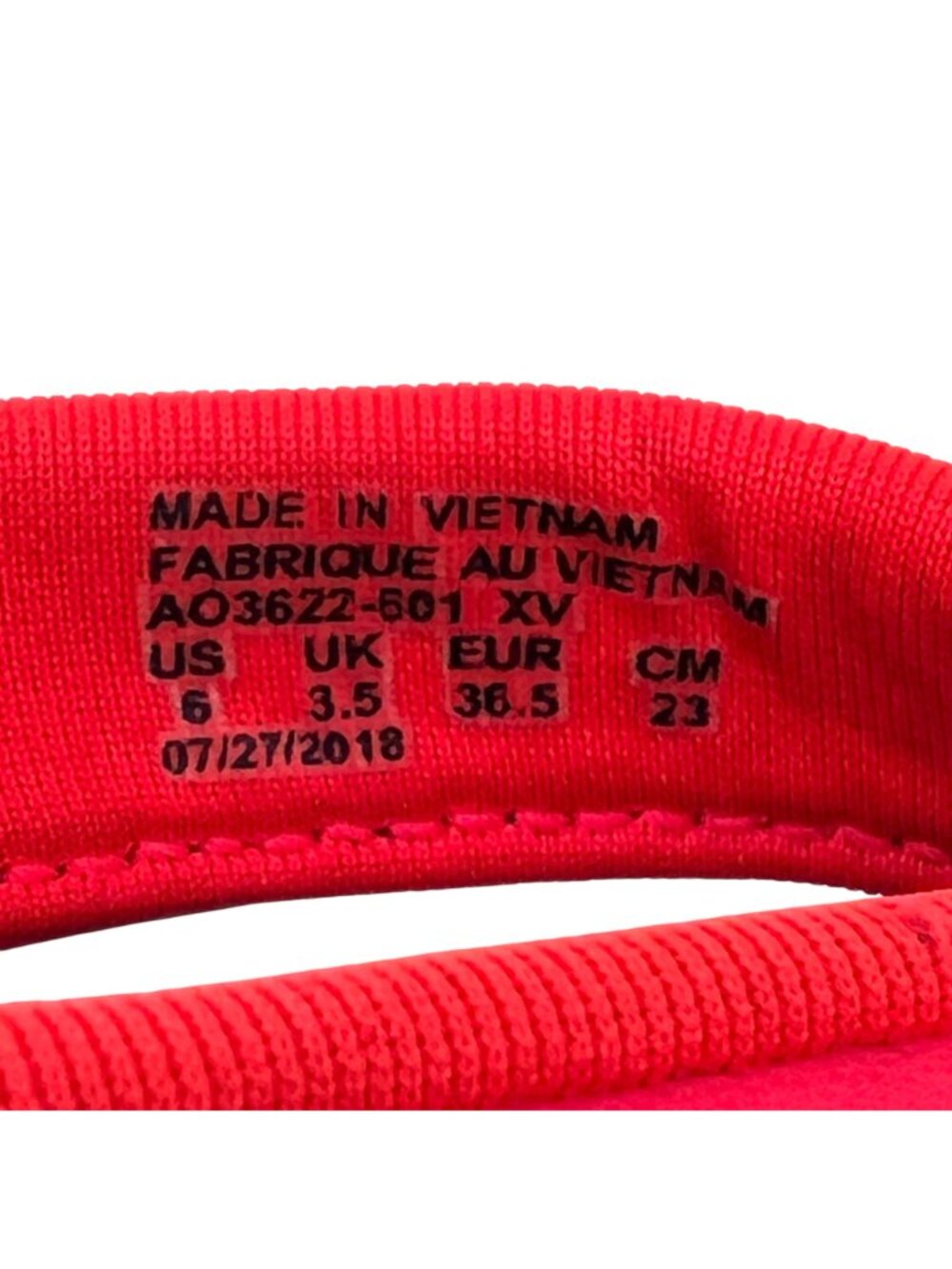 Nike Flip-Flops Black & Red Womens Size 6 Comfortable Casual Sandals Slides 2018 - Picture 2 of 10